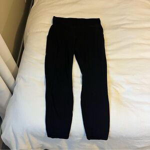 Align high rise leggings with pockets